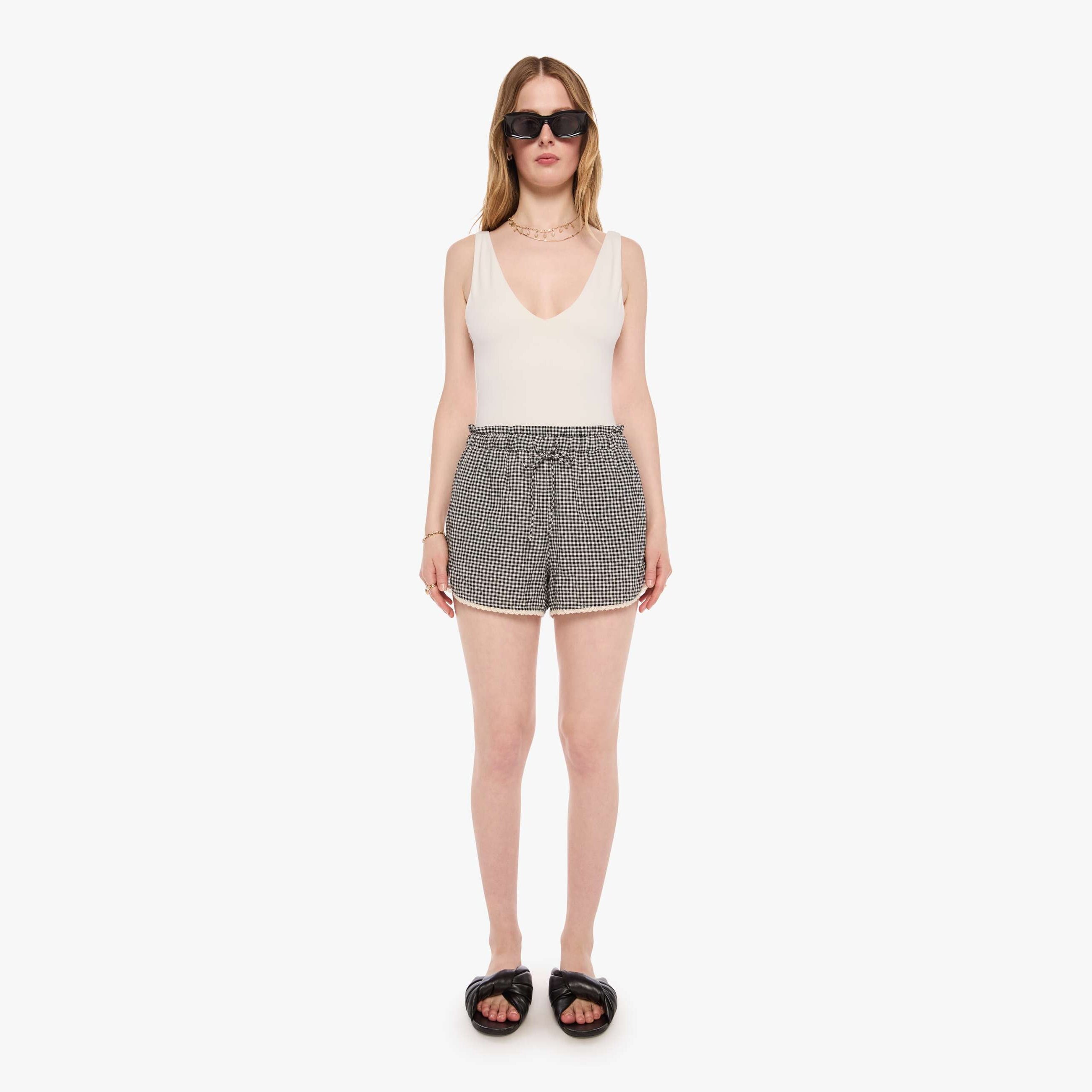 Xirena Starla Shorts Sand In Black
