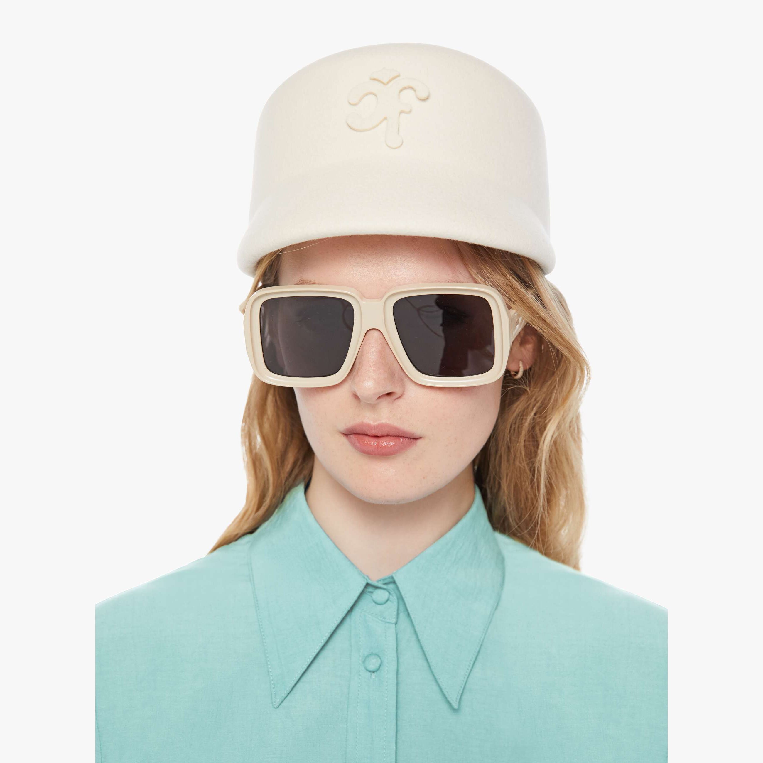 Mother Chloe Fineman X The Co-pilot Ivory In Neutral