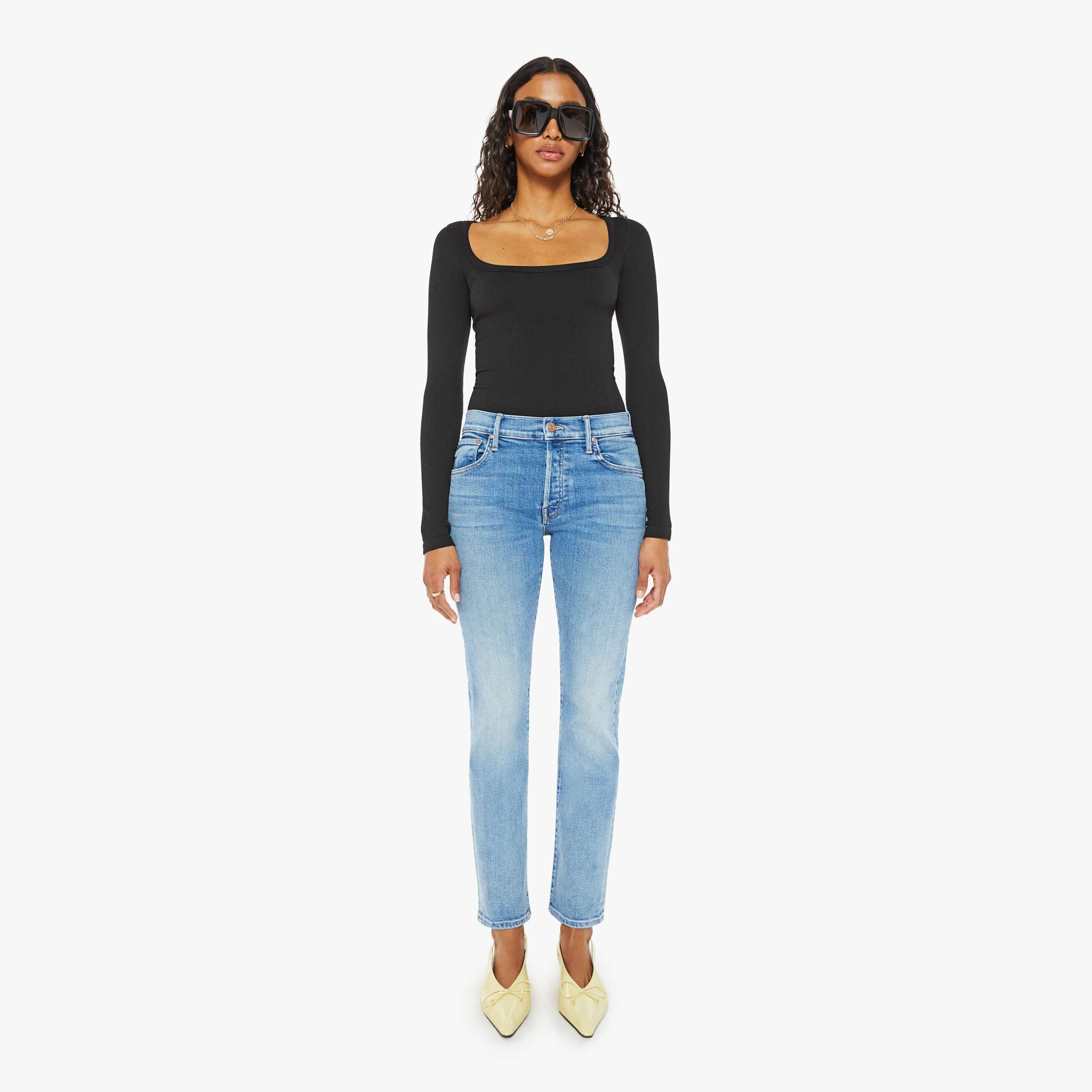 Mother The Mid Rise Hiker Hover Full Moon Jeans In Blue - Size 34 In Blue